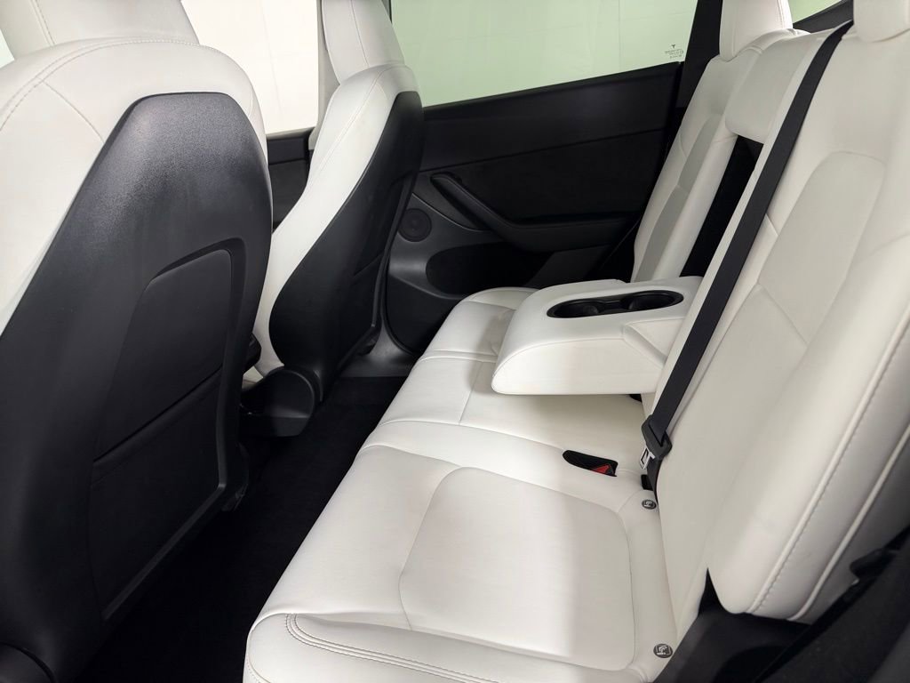 Used 2023 Tesla Model Y Long Range image 26