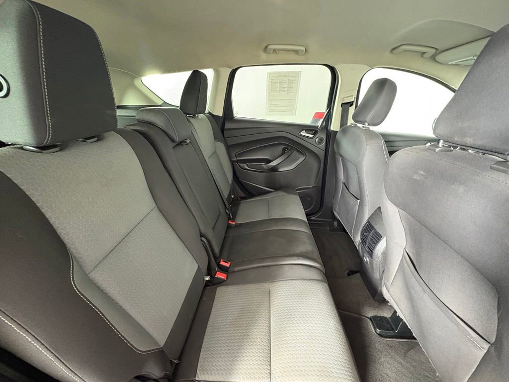 Used 2018 Ford Escape SE w/ SE Sync 3 Package FWD image 45