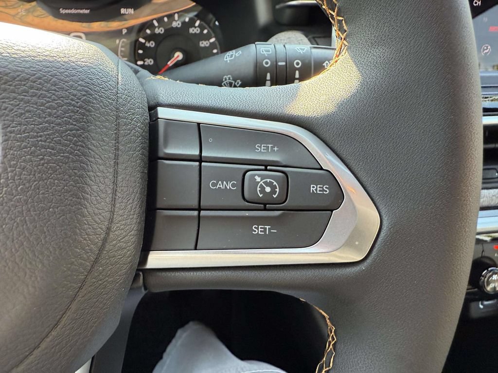 New 2026 Jeep Compass Latitude AWD/4WD image 20