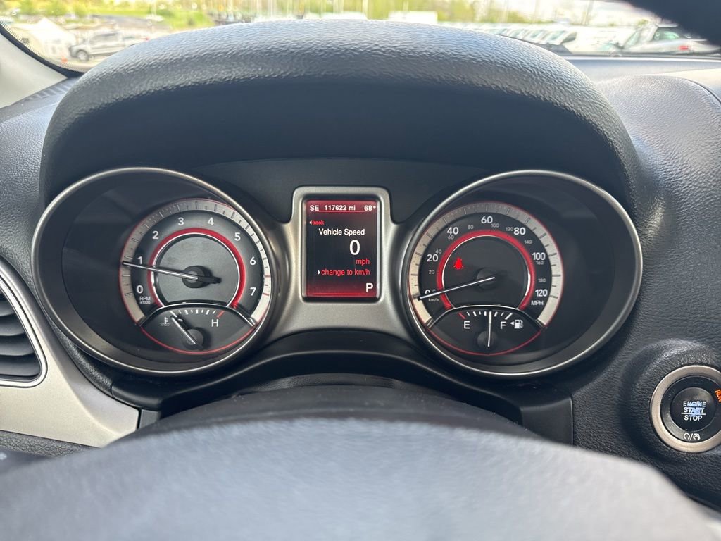 Used 2018 Dodge Journey Crossroad w/ Nav & Sun Group FWD image 20