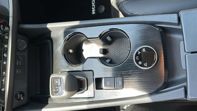 Used 2026 Nissan Rogue Dark Armor AWD/4WD image 13