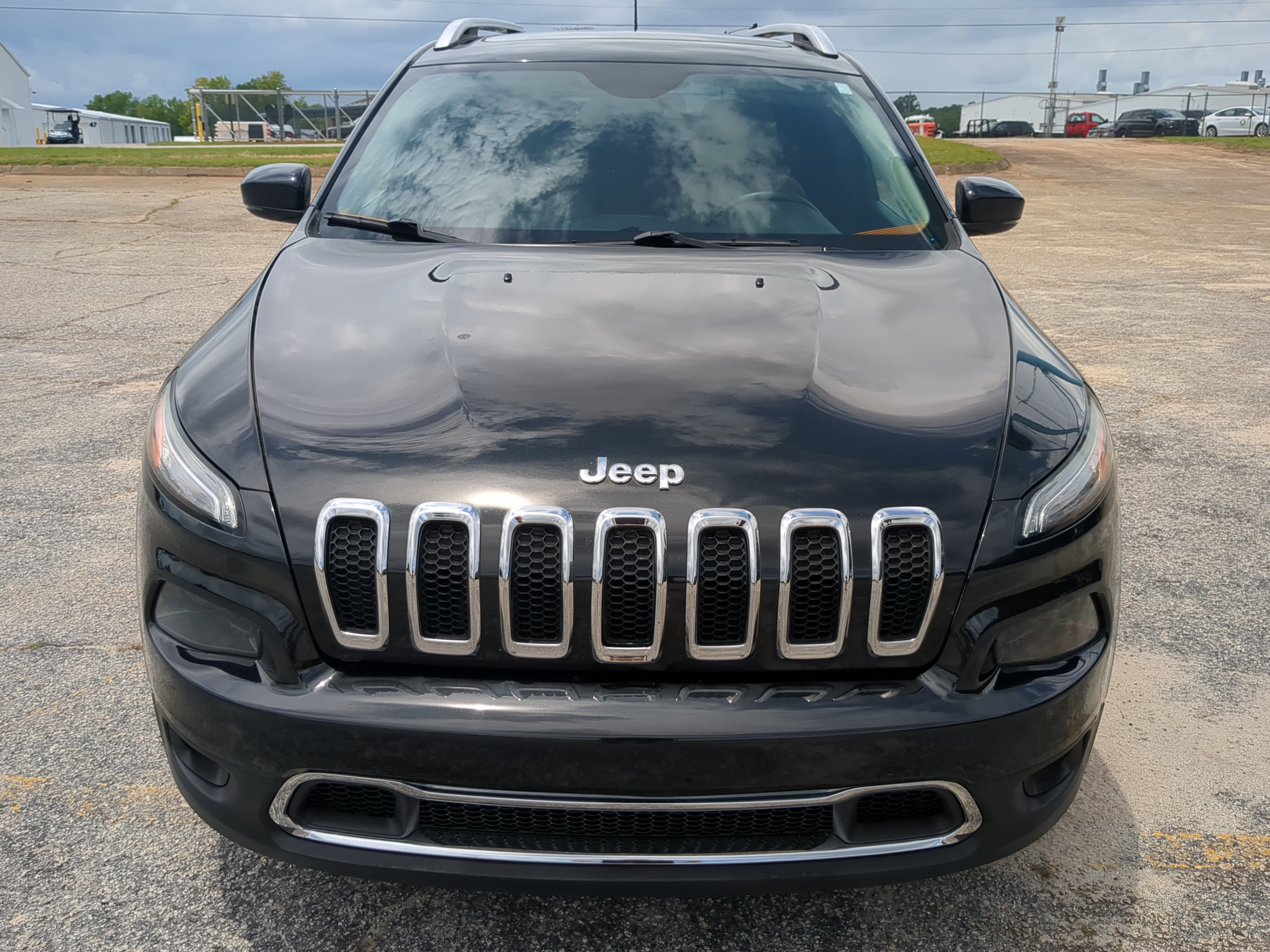 Used 2015 Jeep Cherokee Limited FWD image 7