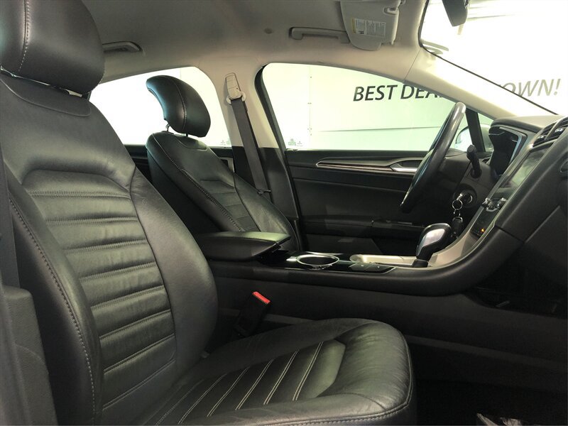 Used 2014 Ford Fusion Energi SE FWD image 9