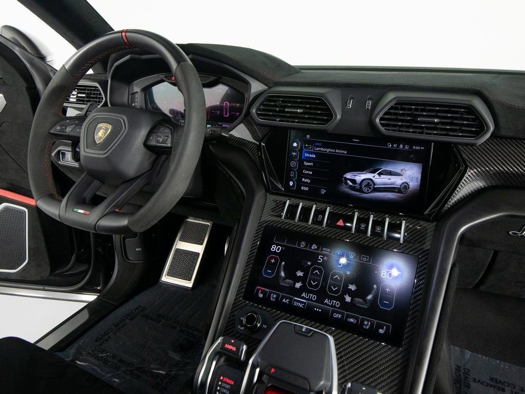 Used 2023 Lamborghini Urus Performante image 28