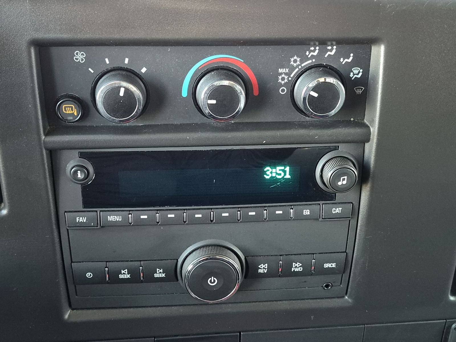 Used 2025 Chevrolet Express 2500 w/ Driver Convenience Package RWD image 18