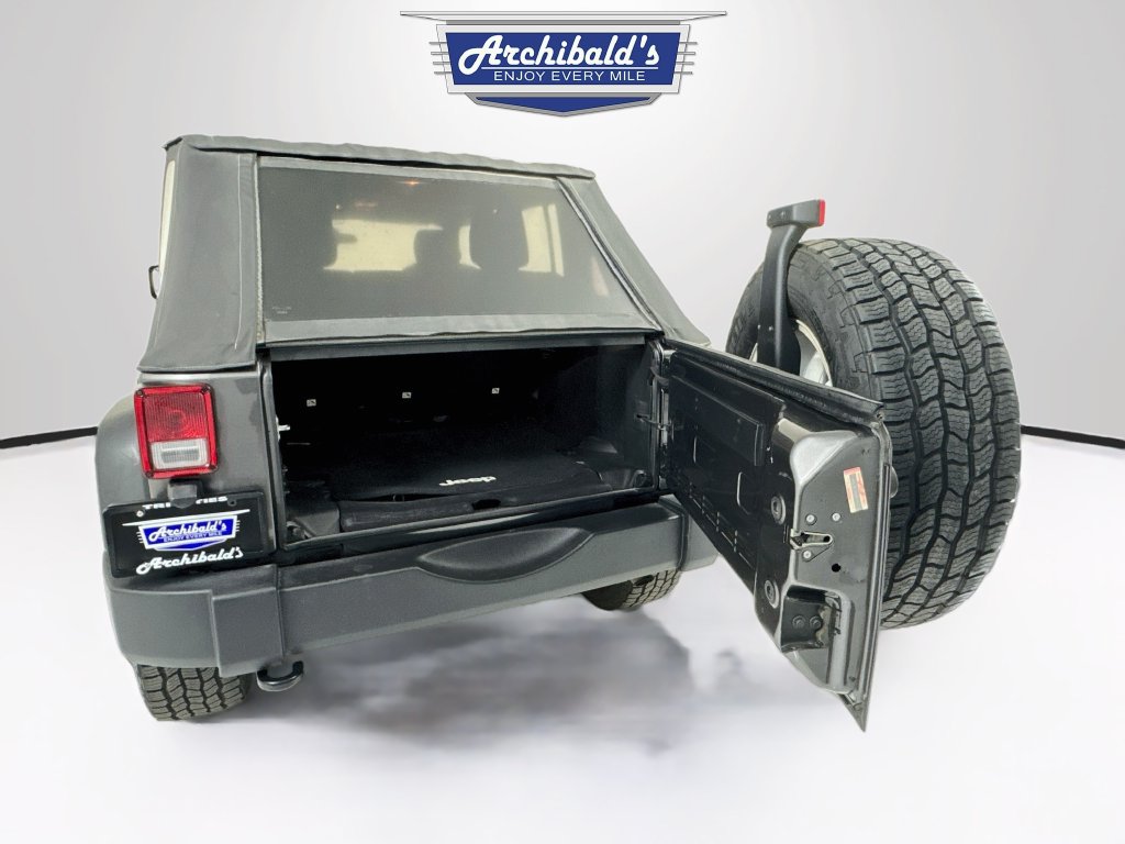 Used 2017 Jeep Wrangler Unlimited Sport w/ Connectivity Group AWD/4WD image 20