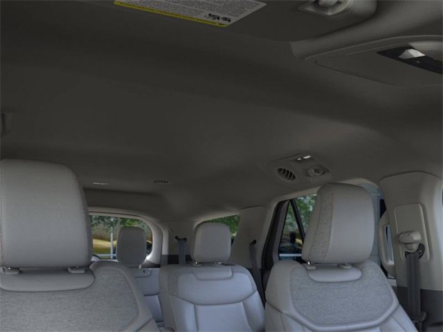 New 2025 Ford Explorer Active w/ Active Comfort Package image 22