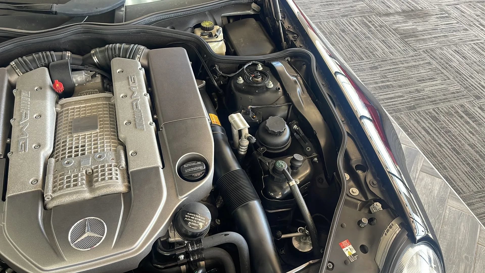 Used 2005 Mercedes-Benz SL 55 AMG image 30