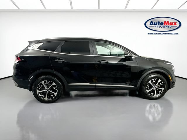 Used 2023 Kia Sportage EX AWD/4WD image 9