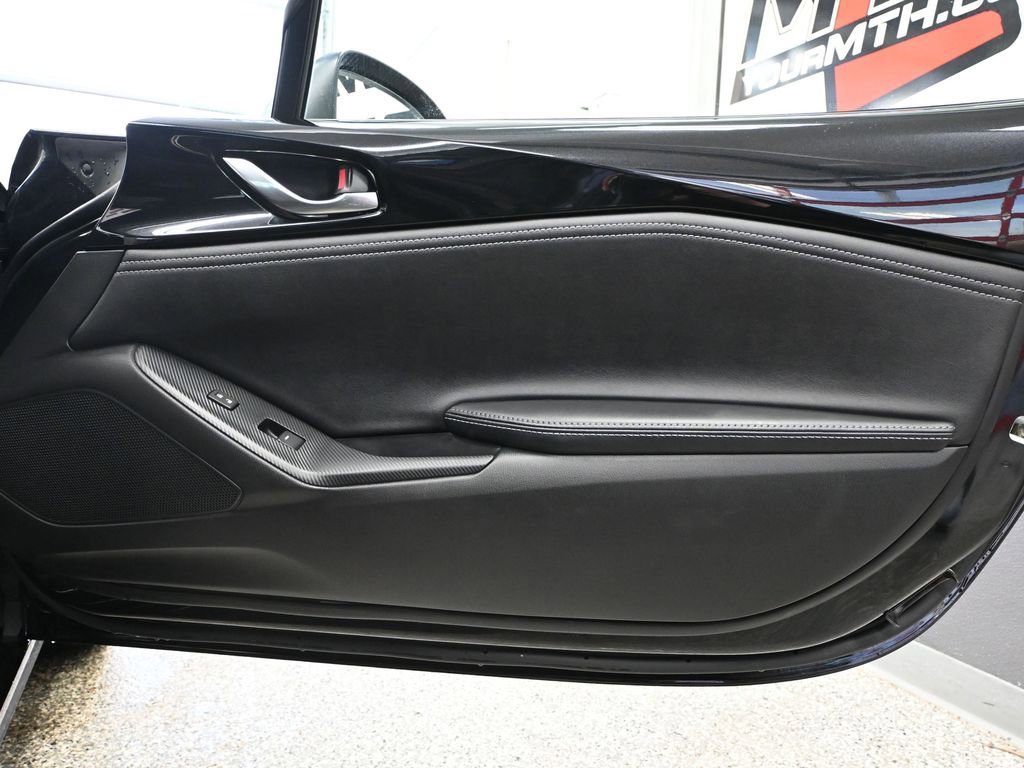 Used 2024 MAZDA MX-5 Miata RF Grand Touring w/ Weather Package image 37