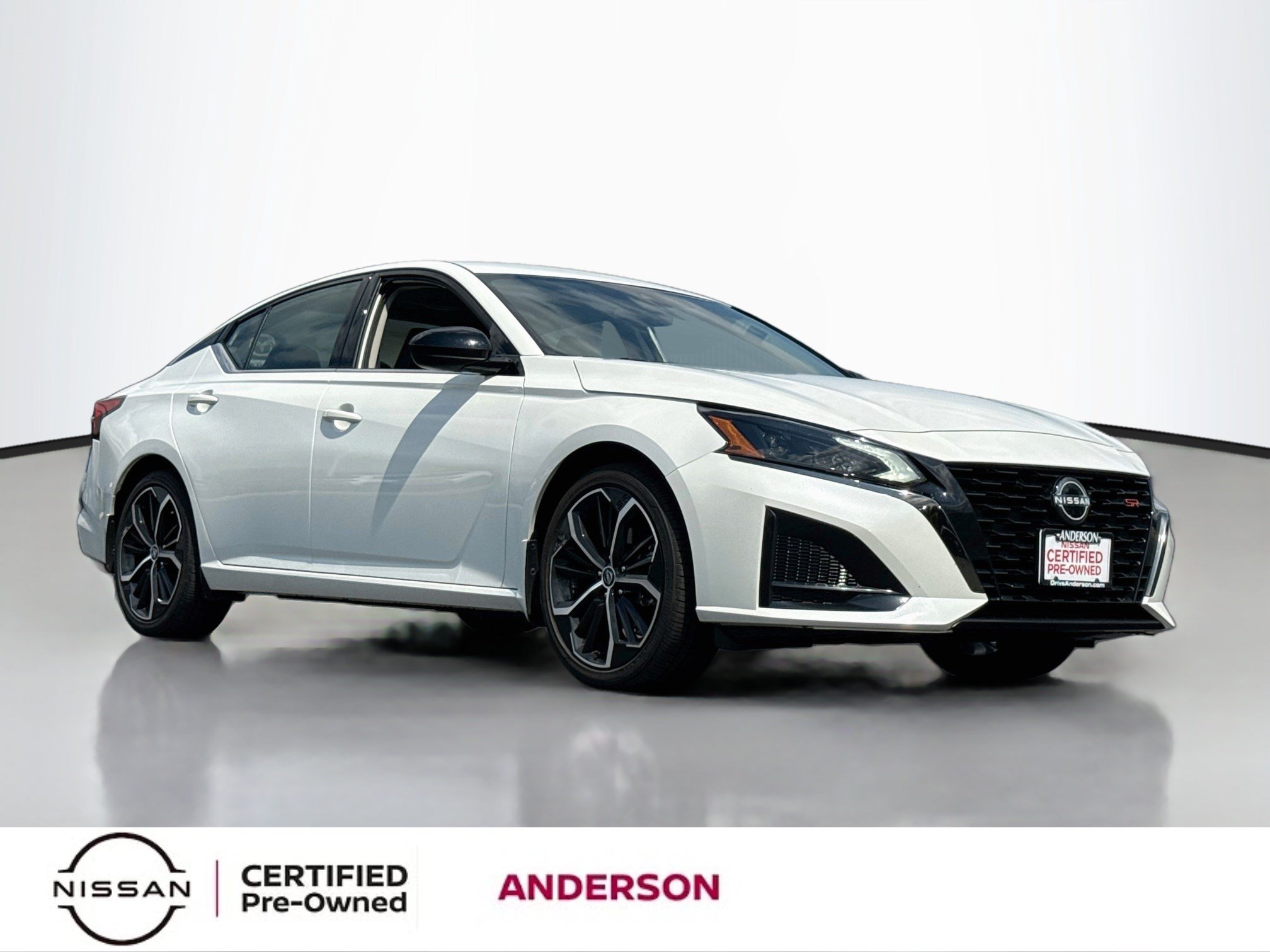 Certified 2024 Nissan Altima 2.5 SR w/ SR Premium Package FWD image 1