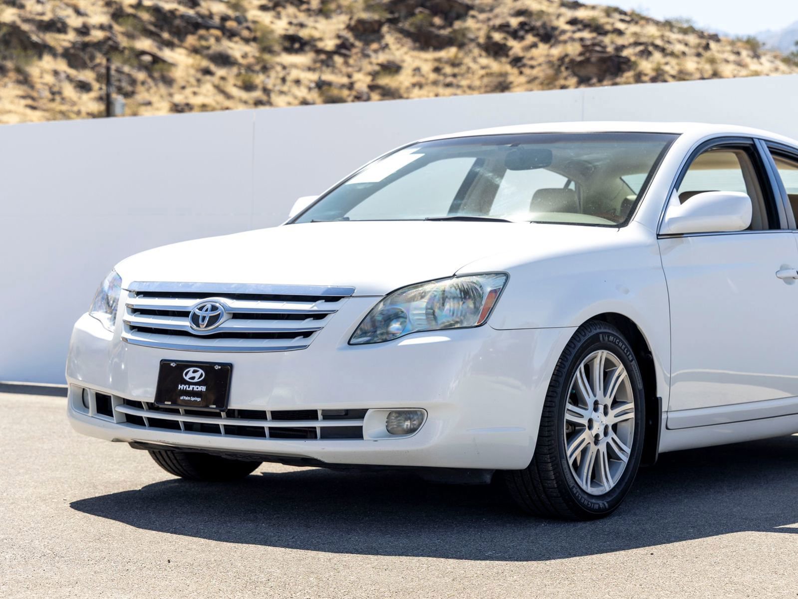Used 2006 Toyota Avalon image 6