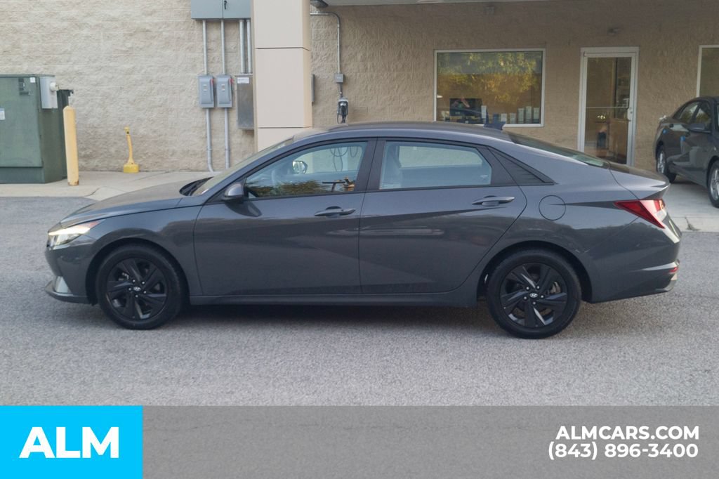 Used 2023 Hyundai Elantra SEL FWD image 10