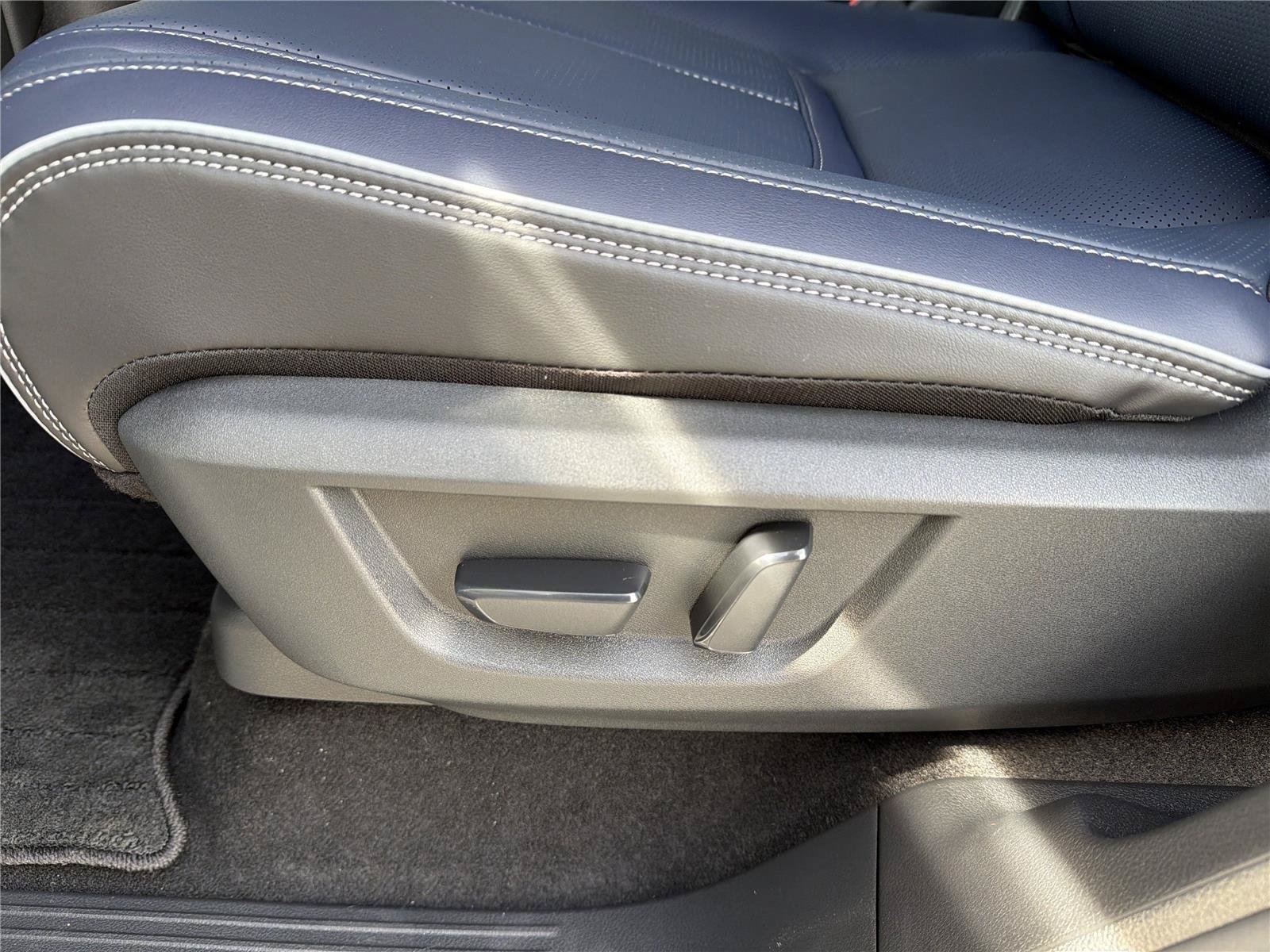 New 2026 INFINITI QX80 4WD w/ Sport Exterior Package image 44