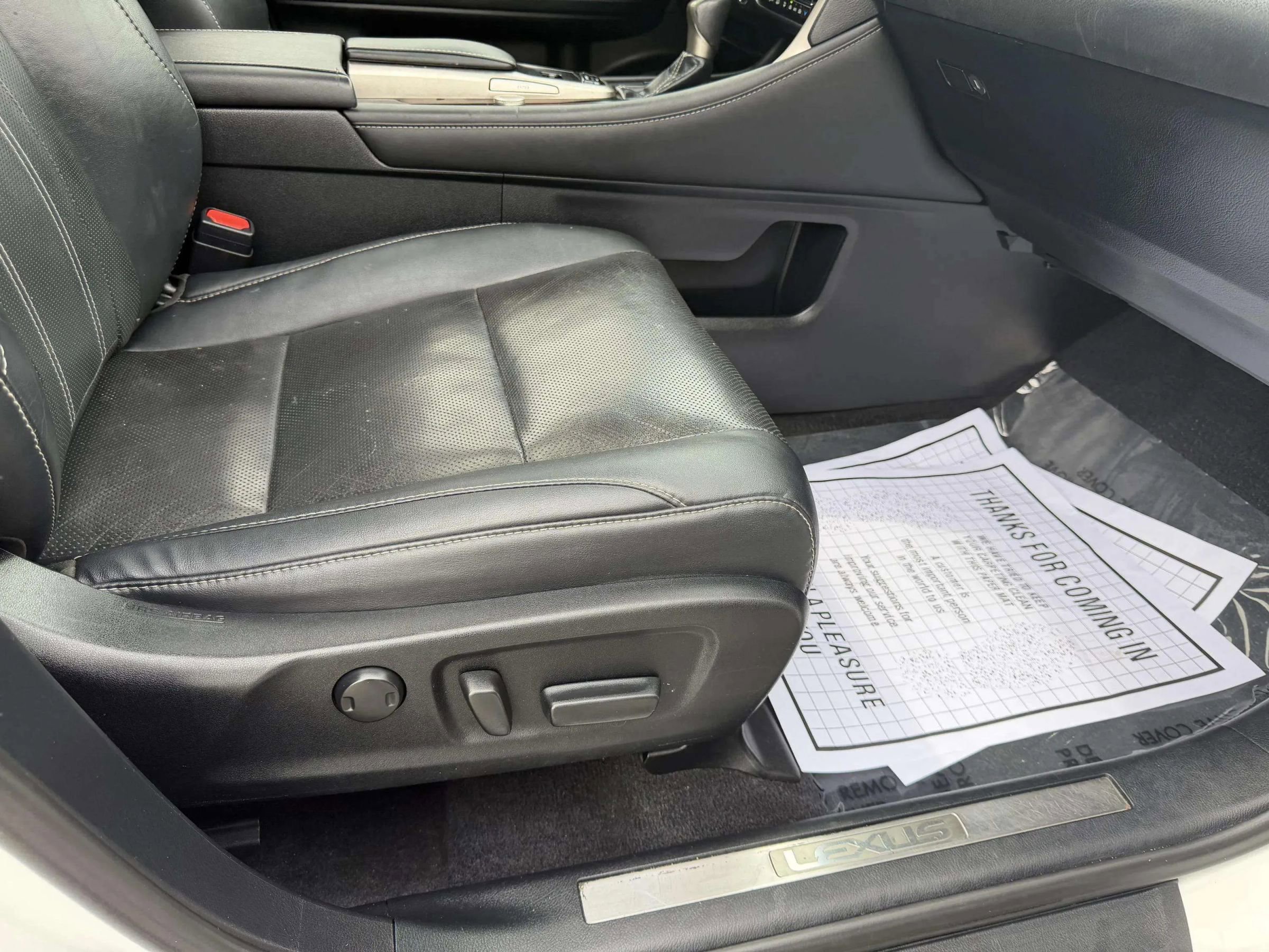 Used 2018 Lexus RX 350L AWD image 20