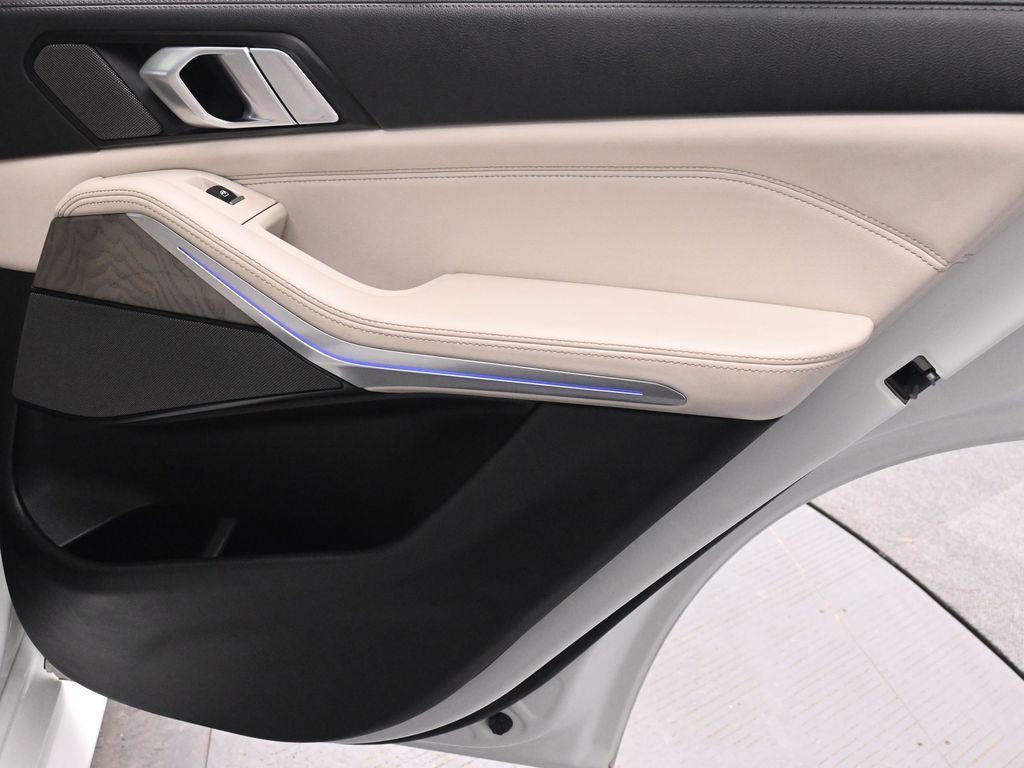 Used 2023 BMW X5 M50i w/ Executive Package image 20