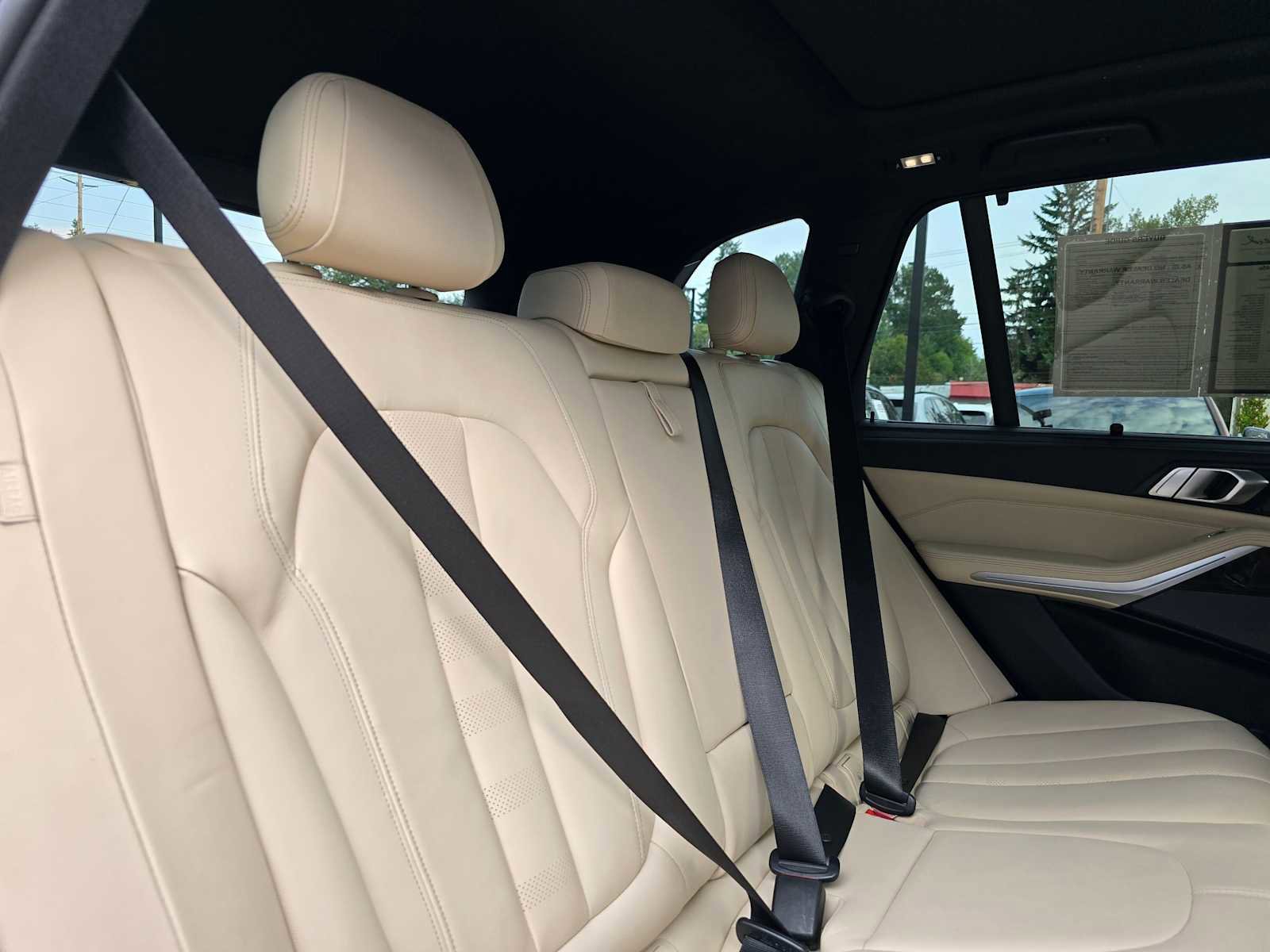 Used 2021 BMW X5 xDrive45e w/ Premium Package image 14