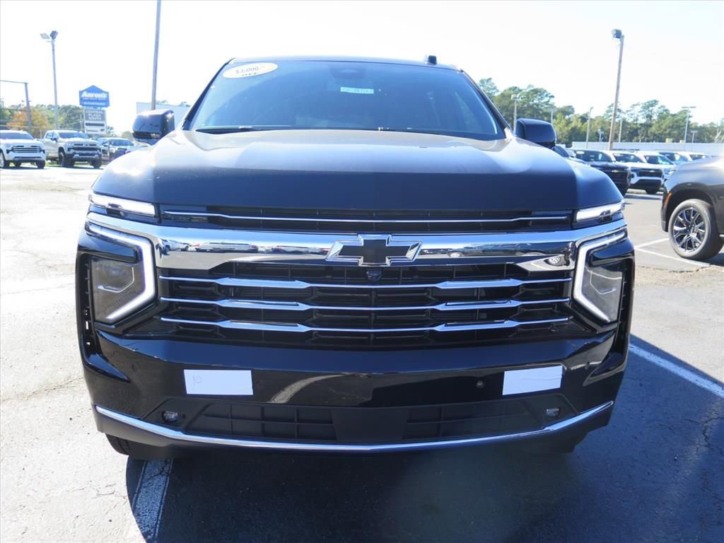 New 2026 Chevrolet Suburban LT w/ Comfort Package image 10