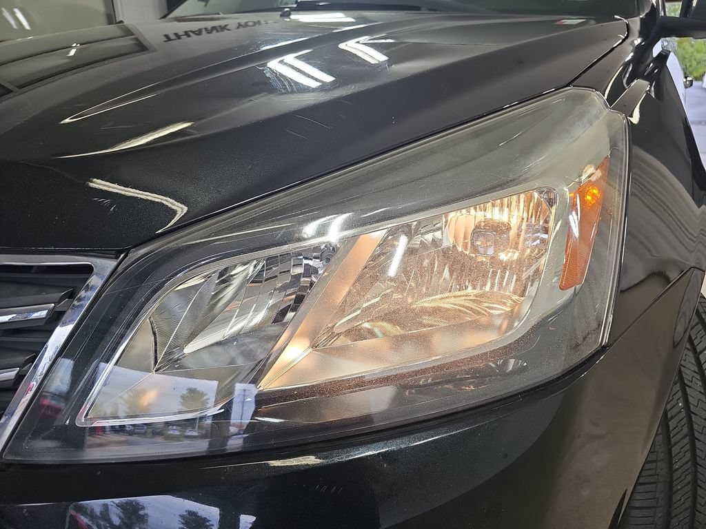 Used 2015 Chevrolet Traverse LT w/ Style and Technology Package FWD image 37