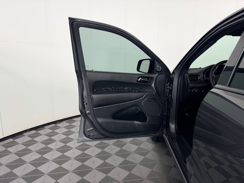 Used 2025 Dodge Durango R/T image 26