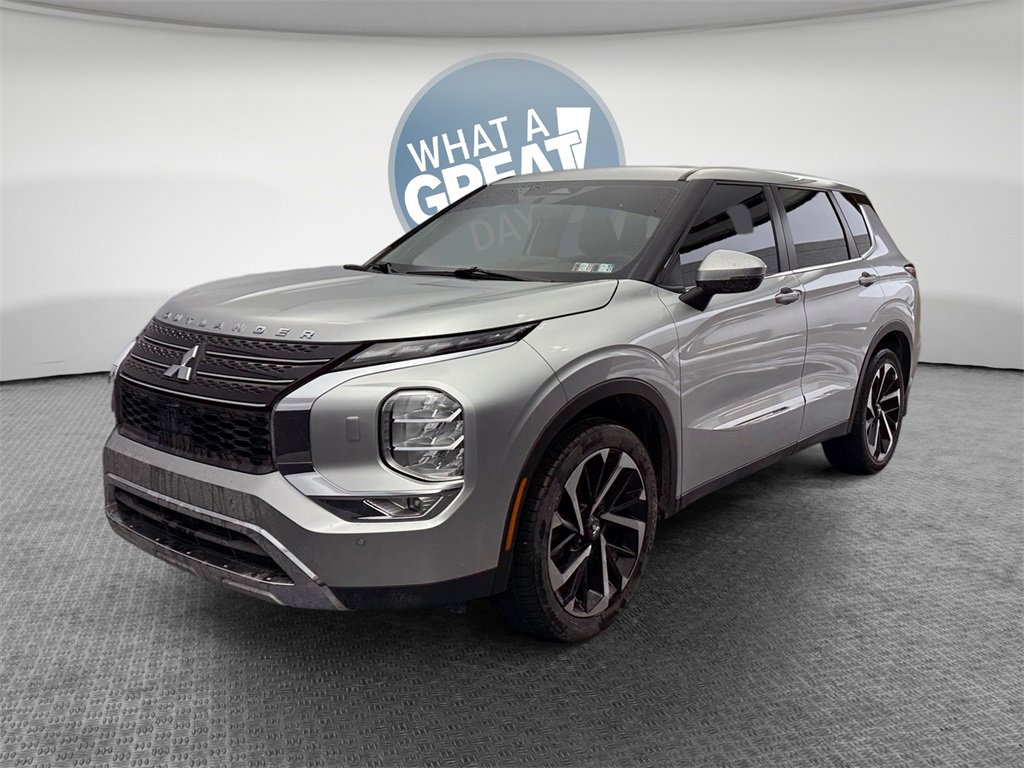 Used 2022 Mitsubishi Outlander SE image 8