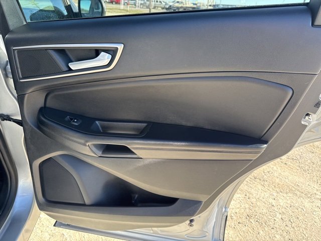 Used 2022 Ford Edge SEL image 21