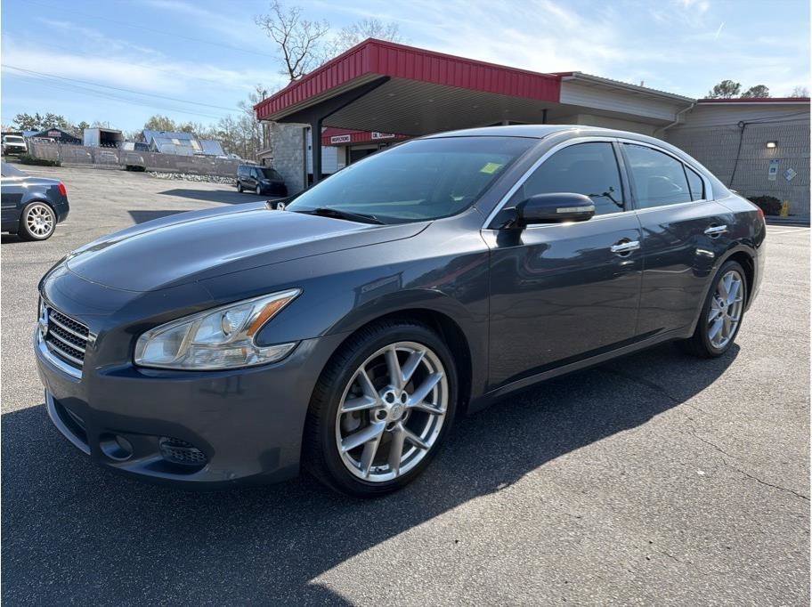 Used 2010 Nissan Maxima 3.5 SV w/ Sport Pkg image 3