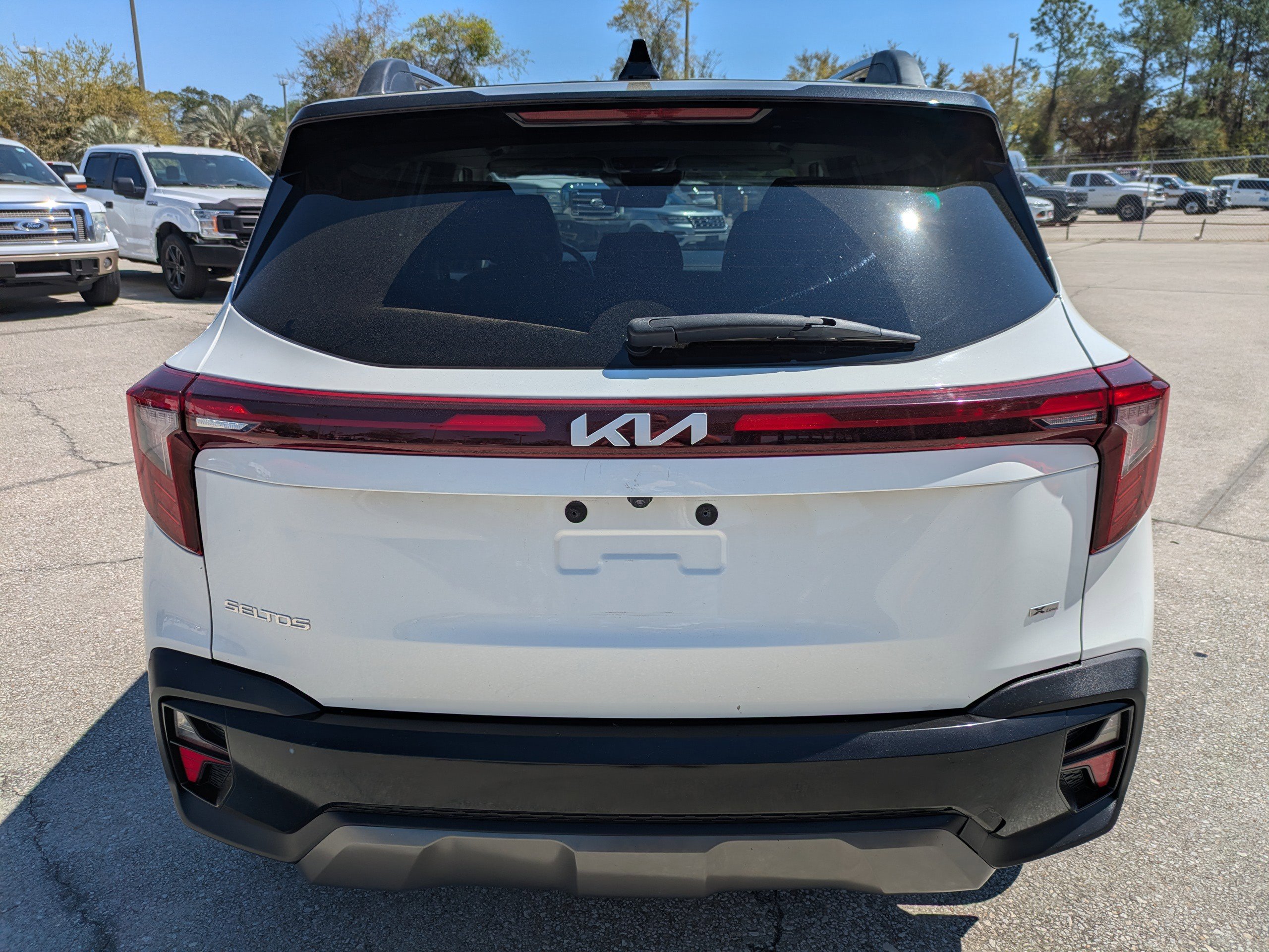 Used 2024 Kia Seltos X-Line AWD/4WD image 5