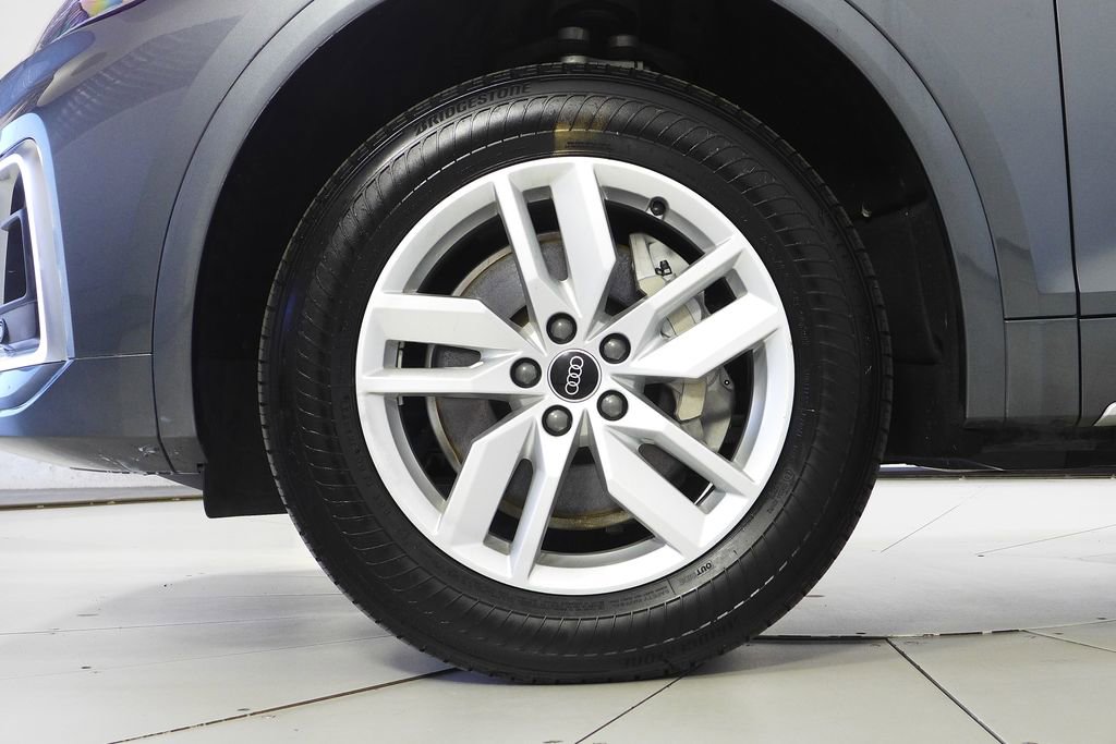 Used 2023 Audi Q5 2.0T Premium w/ Convenience Package AWD/4WD image 5