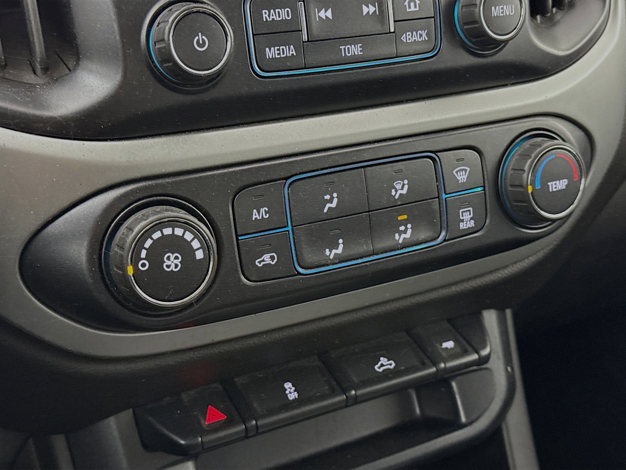 Used 2015 Chevrolet Colorado LT w/ LT Convenience Package image 15