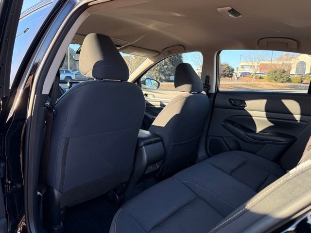 Used 2024 Nissan Altima 2.5 SV image 29