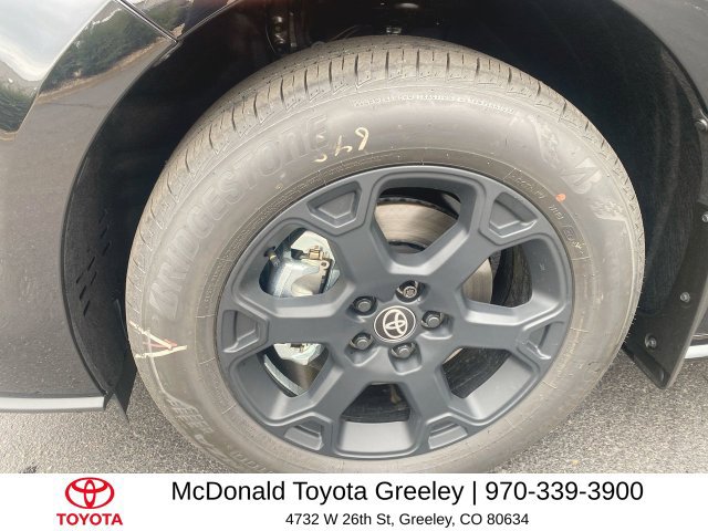 New 2026 Toyota Sienna XLE Woodland Edition AWD/4WD image 10