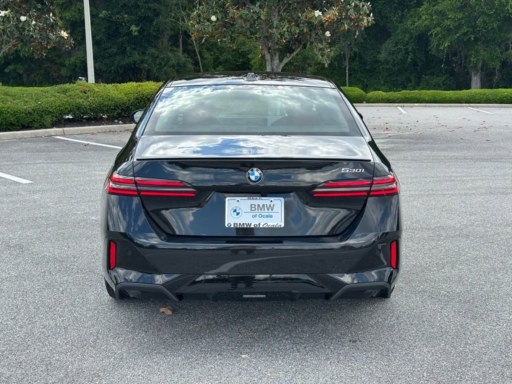 New 2027 BMW 530i RWD image 4