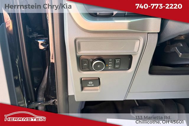 Used 2021 Ford F150 XLT w/ XTR Package AWD/4WD image 17