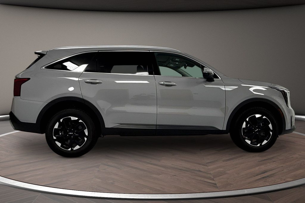 Used 2026 Kia Sorento S w/ S Panoramic Sunroof Package AWD/4WD image 8
