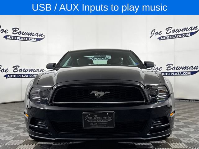 Used 2014 Ford Mustang Coupe RWD video 3