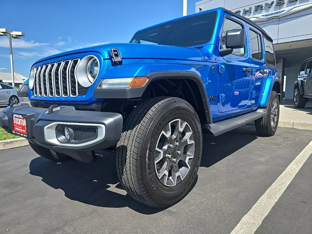 New 2025 Jeep Wrangler Unlimited Sahara AWD/4WD image 1