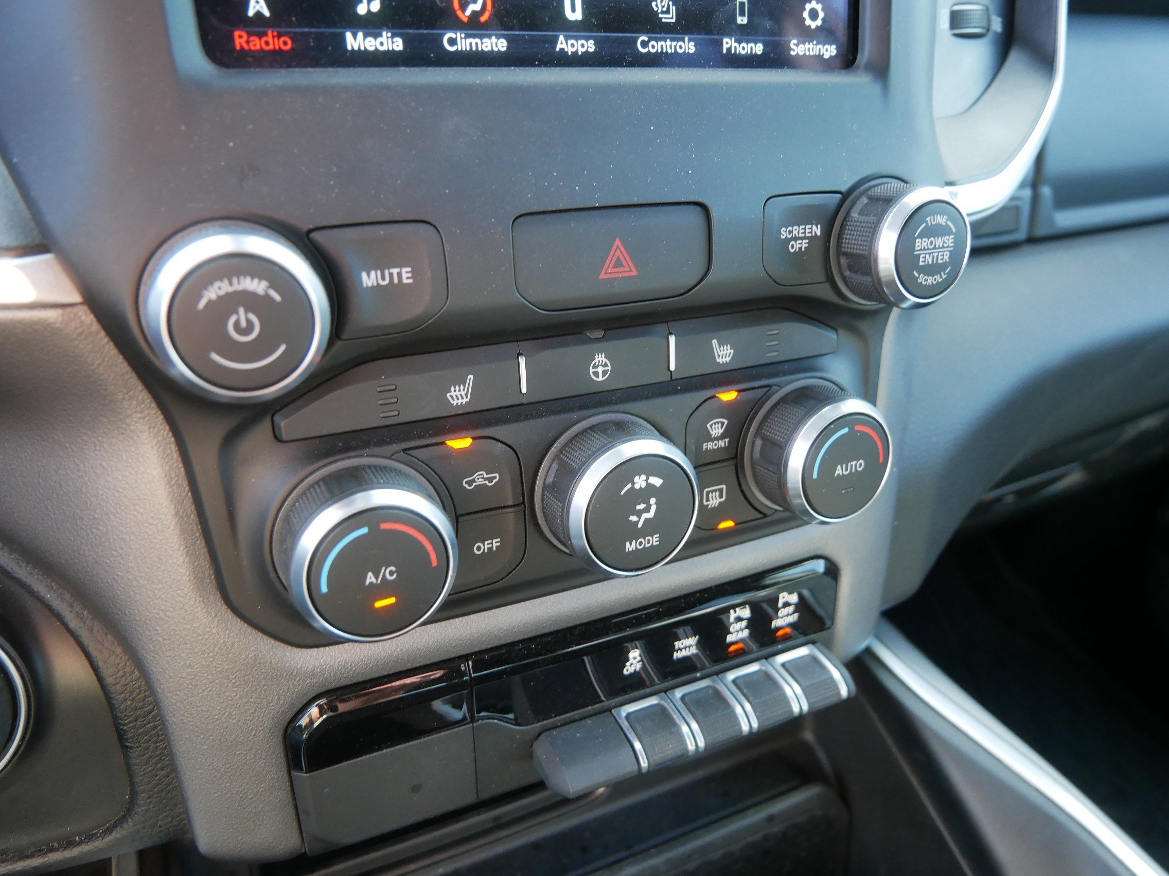 Certified 2021 RAM 1500 Big Horn AWD/4WD image 32