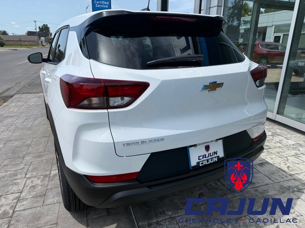 New 2026 Chevrolet TrailBlazer LS w/ LS Convenience Package FWD image 3
