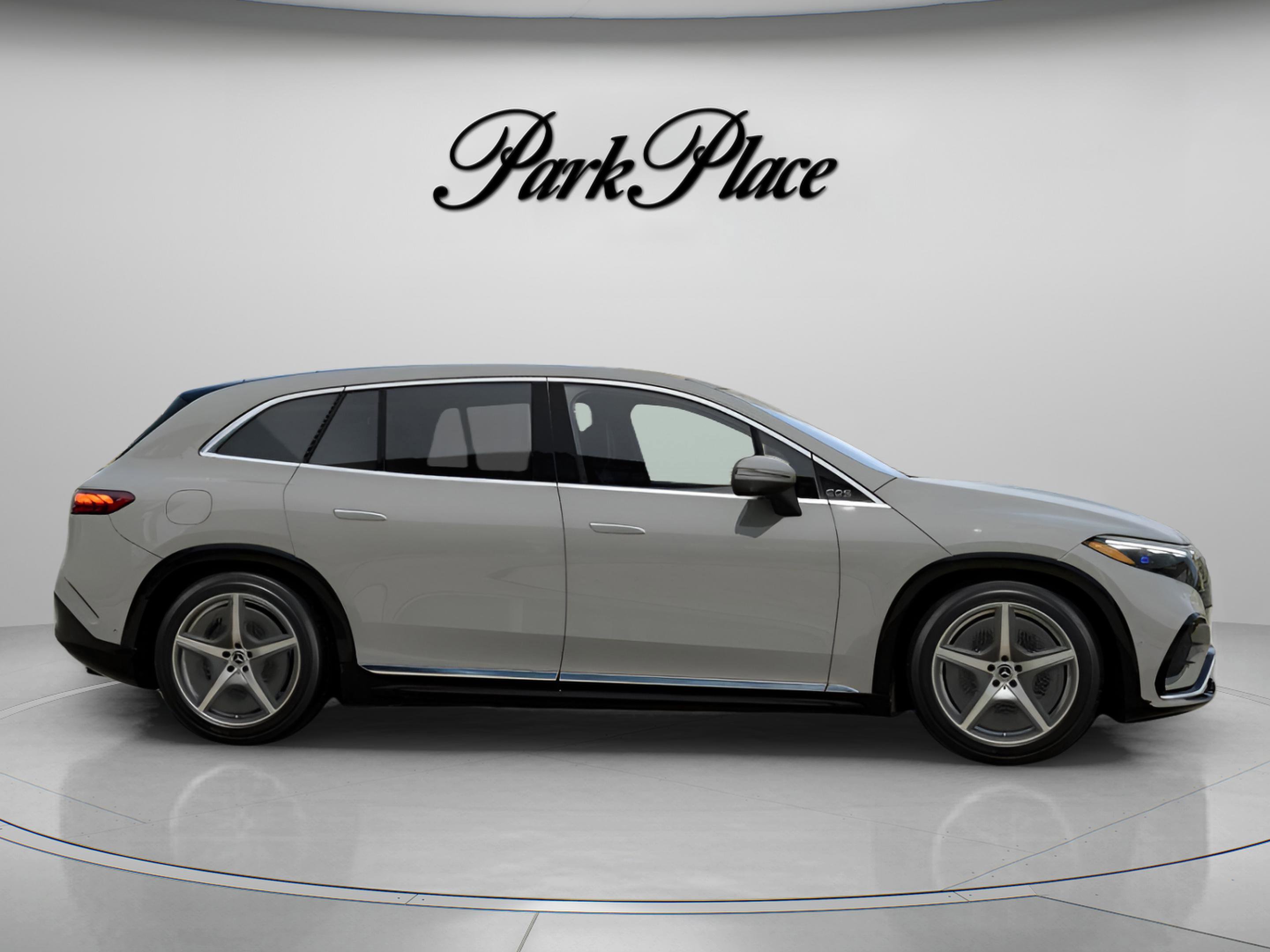 Certified 2023 Mercedes-Benz EQS 580 4MATIC SUV image 28