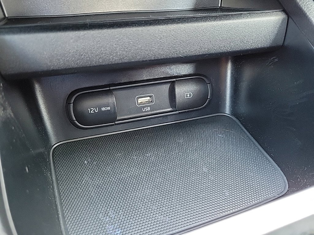 Used 2024 Kia Forte LXS w/ LXS Technology Package FWD image 25