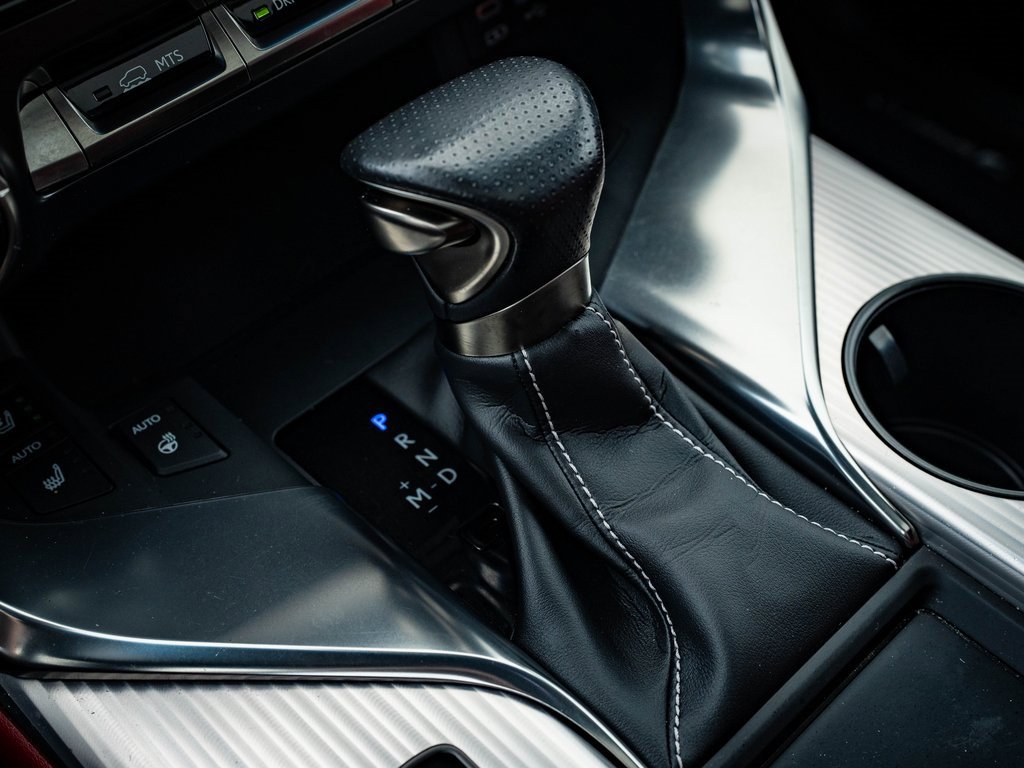 Used 2022 Lexus LX 600 F Sport image 33