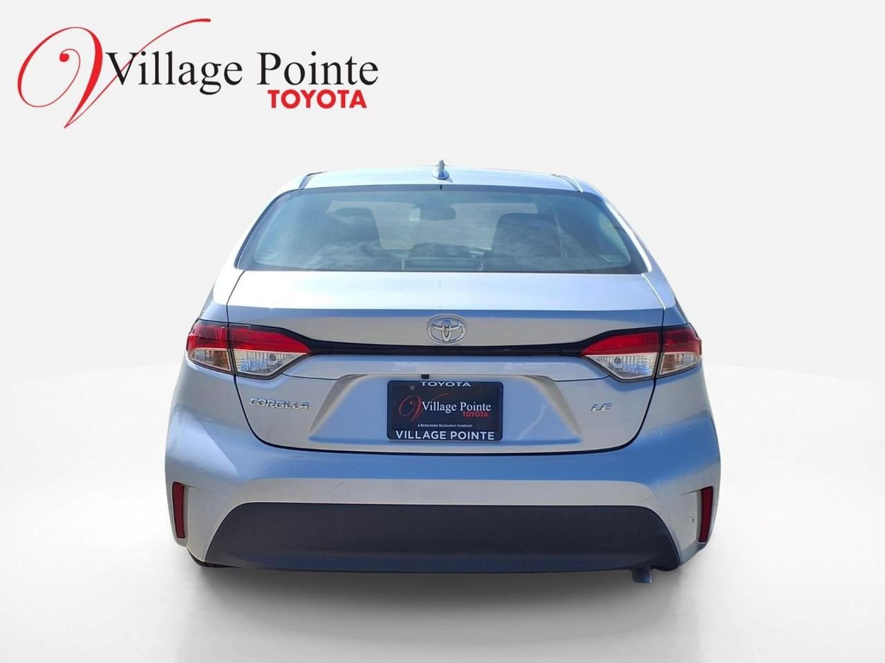 Used 2024 Toyota Corolla LE FWD image 4