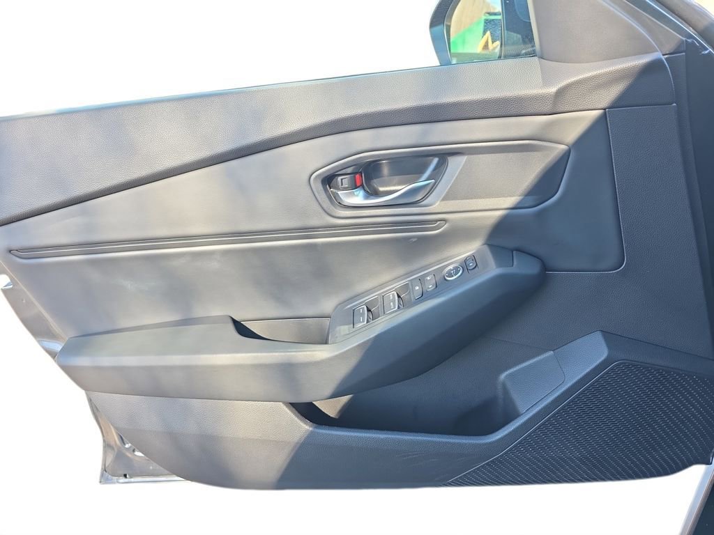 Used 2024 Honda Accord EX image 17