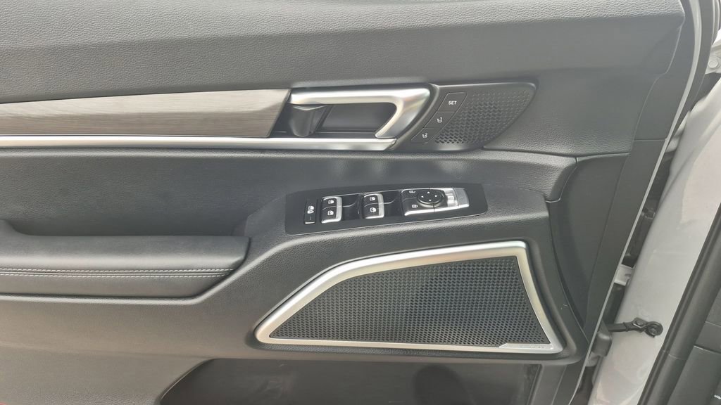 Used 2024 Kia Telluride SX X-Line image 8