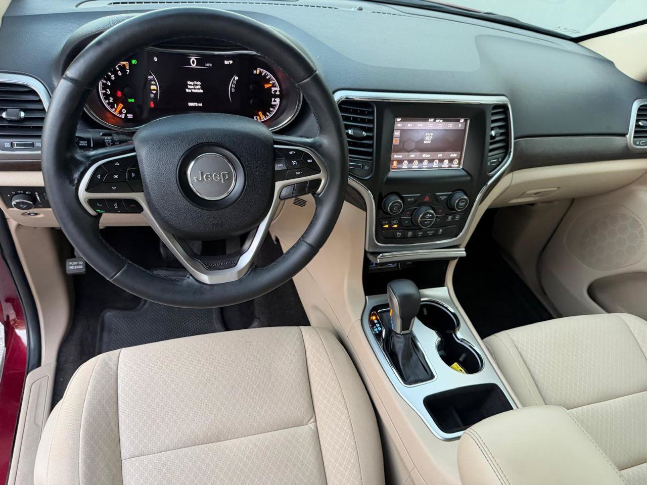 Used 2018 Jeep Grand Cherokee Laredo RWD image 22
