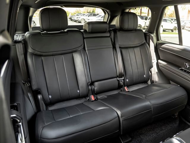 New 2026 Land Rover Range Rover SE AWD/4WD image 29