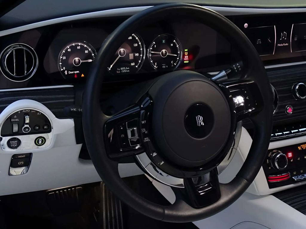Used 2023 Rolls-Royce Ghost AWD/4WD image 11