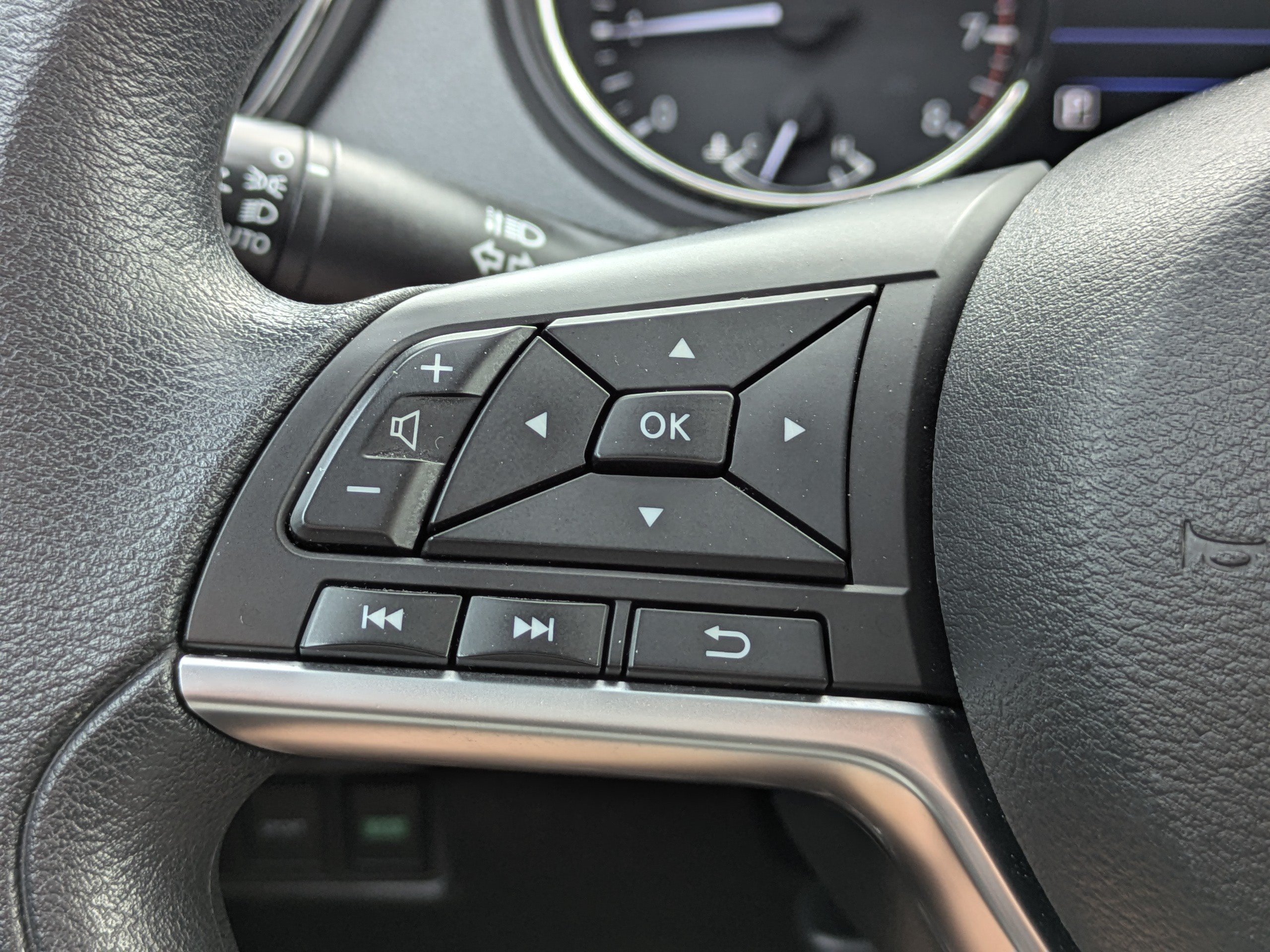 Certified 2021 Nissan Rogue Sport S FWD image 25