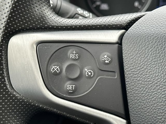 Used 2024 GMC Terrain SLE FWD image 18